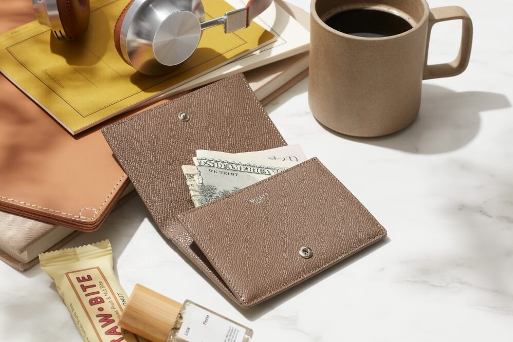 使い勝手抜群なのにコンパクト！ 和光オリジナルの革小物が新登場