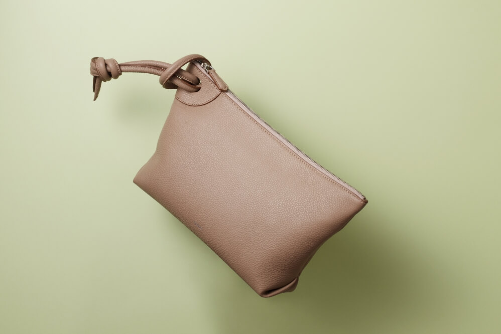 専用品WAKO×MAURO GOVERNA CALLIE 現行品 定価16万 マウロ・ゴベルナ」長く寄り添うデザイン │ WAKO INDEX 154