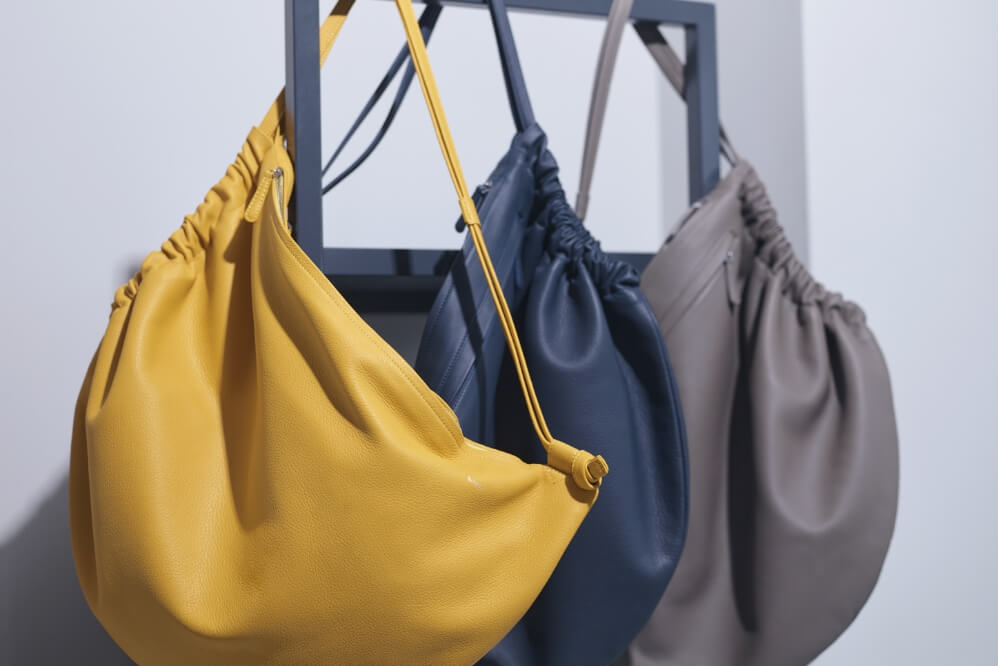 和光の新作は持ち⽅⾃在な「ムーンサック」 ｜ WAKO INDEX 180