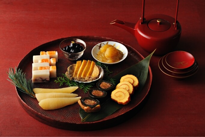 2026年のおせちは、厳選の定番8品 新しい年を祝う、お正月のごちそう