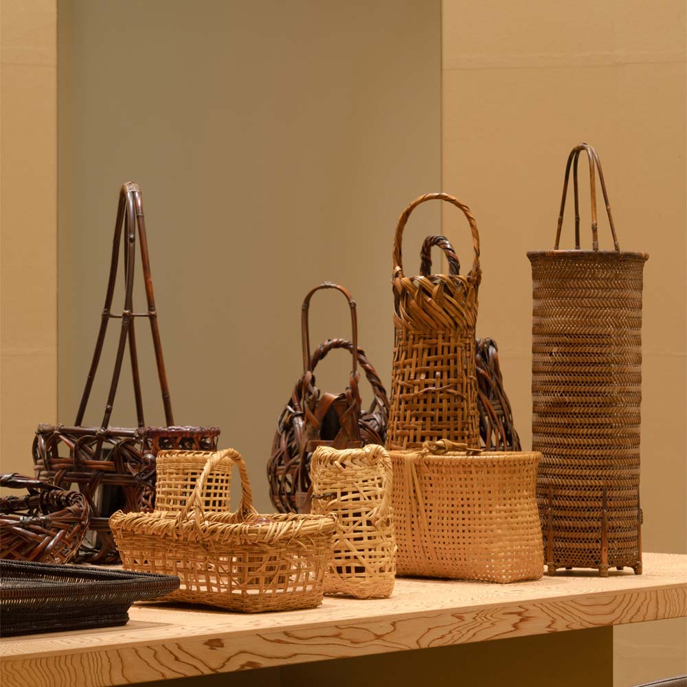 竹籠 炻器 銅器 香 Various Bamboo Masterworks, Modern Crafts