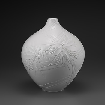白の造形・次代を担う作家たち─有田焼創業400年記念─ | 展覧会