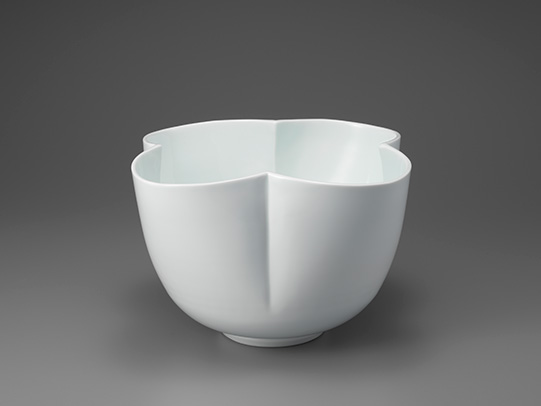 井上萬二白磁展―開窯50年記念― | 展覧会のご案内 | セイコー